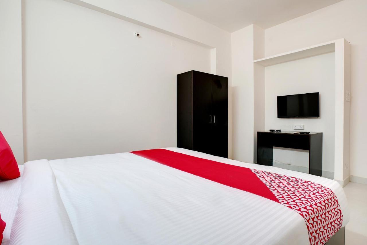 Oyo 41102 Hyderabad Elite Hotell Haidar Sahibguda Eksteriør bilde